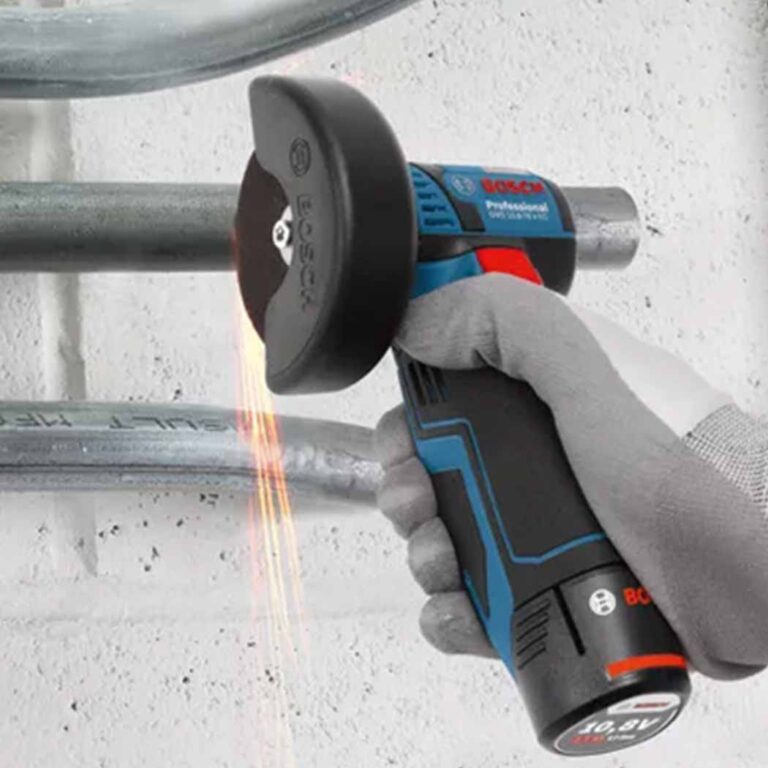 برش لوله با فرز شارژی بوش GWS 12V-76 Professional