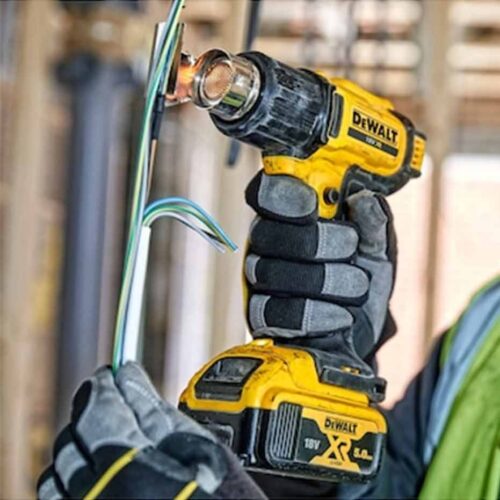 کار کردن سشوار صنعتی شارژی DCE530N-XJ دیوالت